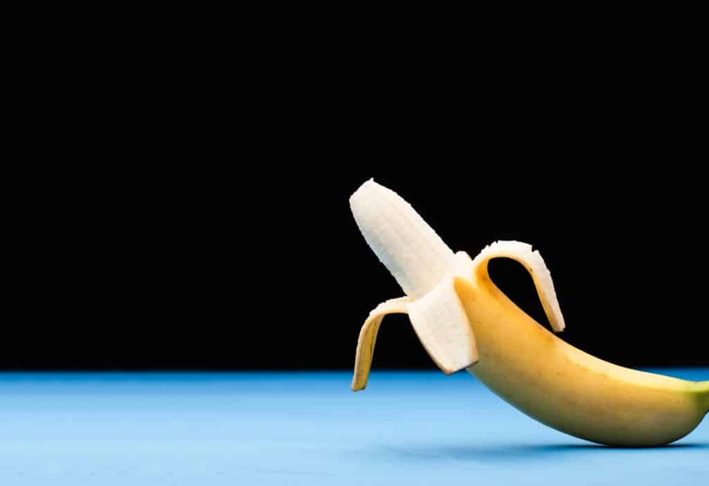 Banana-on-a-table-used-to-illustrate-male-enhancement